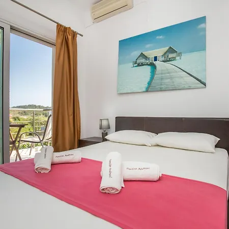 Alexandra Lejlighedshotel 3*